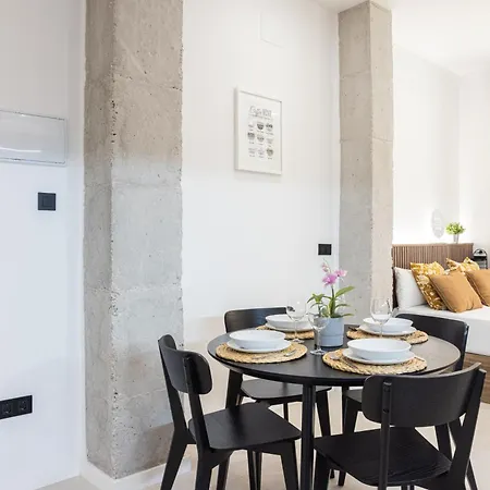 Florit Flats - The Maritim Apartmán