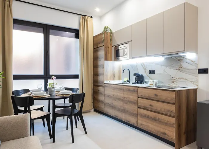 Florit Flats - The Maritim Appartement Valence