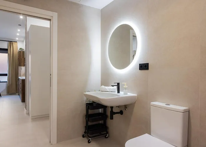 Florit Flats - The Maritim شقة فالنسيا