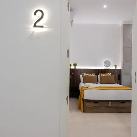 Florit Flats - The Maritim Daire *